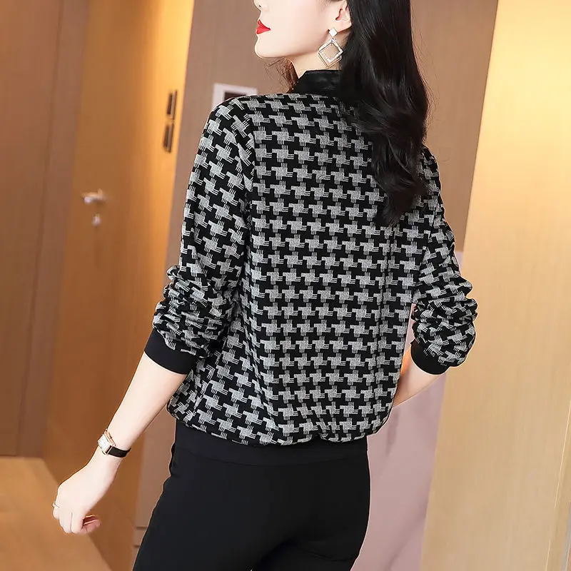 

Lapel T-shirt women's long sleeve collar loose top large autumn new style foreign style bottom coat