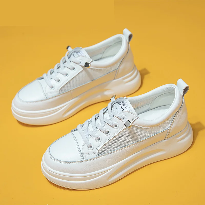

Women's breathable mesh sports shoes, low heel flat shoes, with shoelaces, white, fashionable