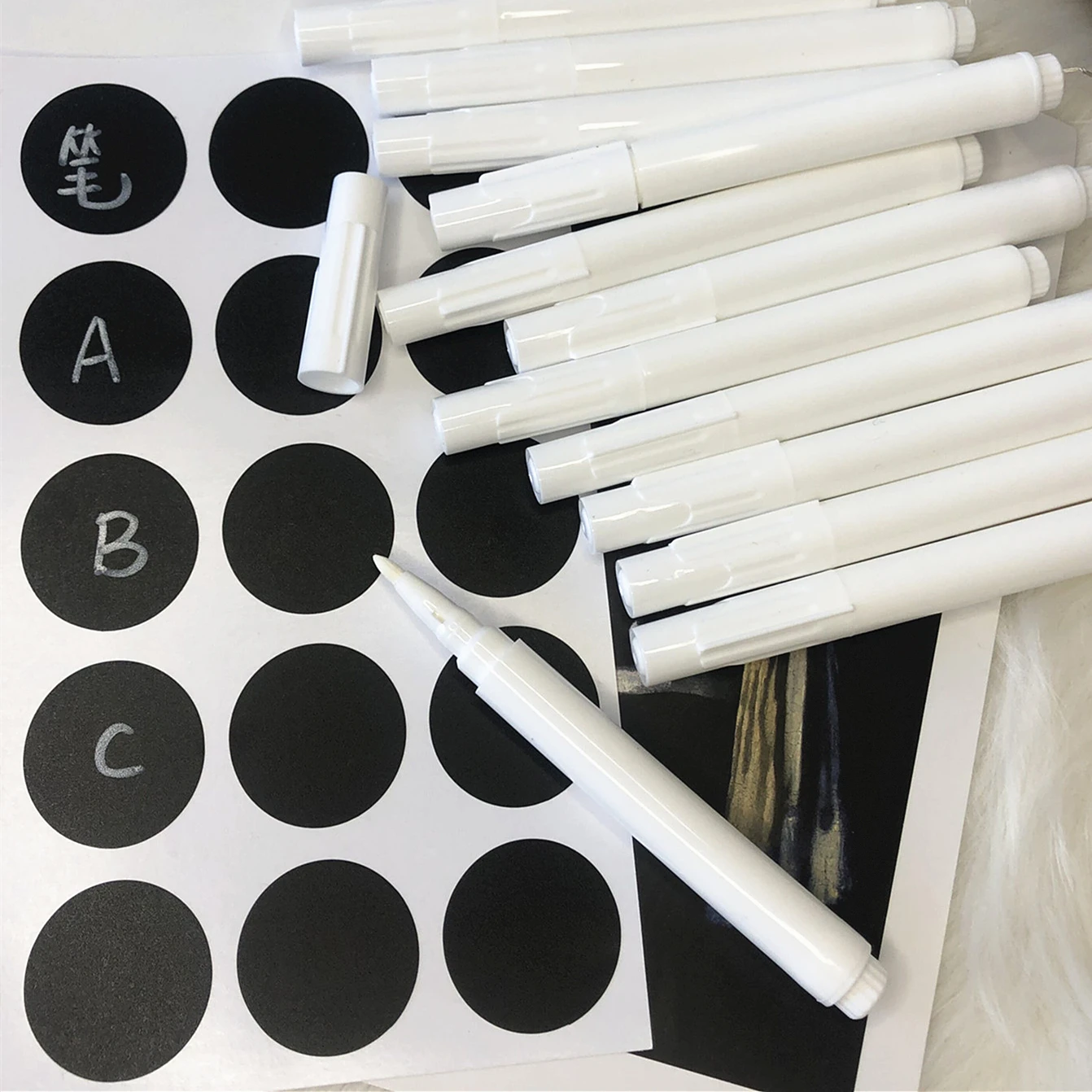 

The9 White Liquid Chalk Pen Marker Glass Windows Blackboard Stickers Liquid Ink Pen Used On Chalkboard Window White Pen