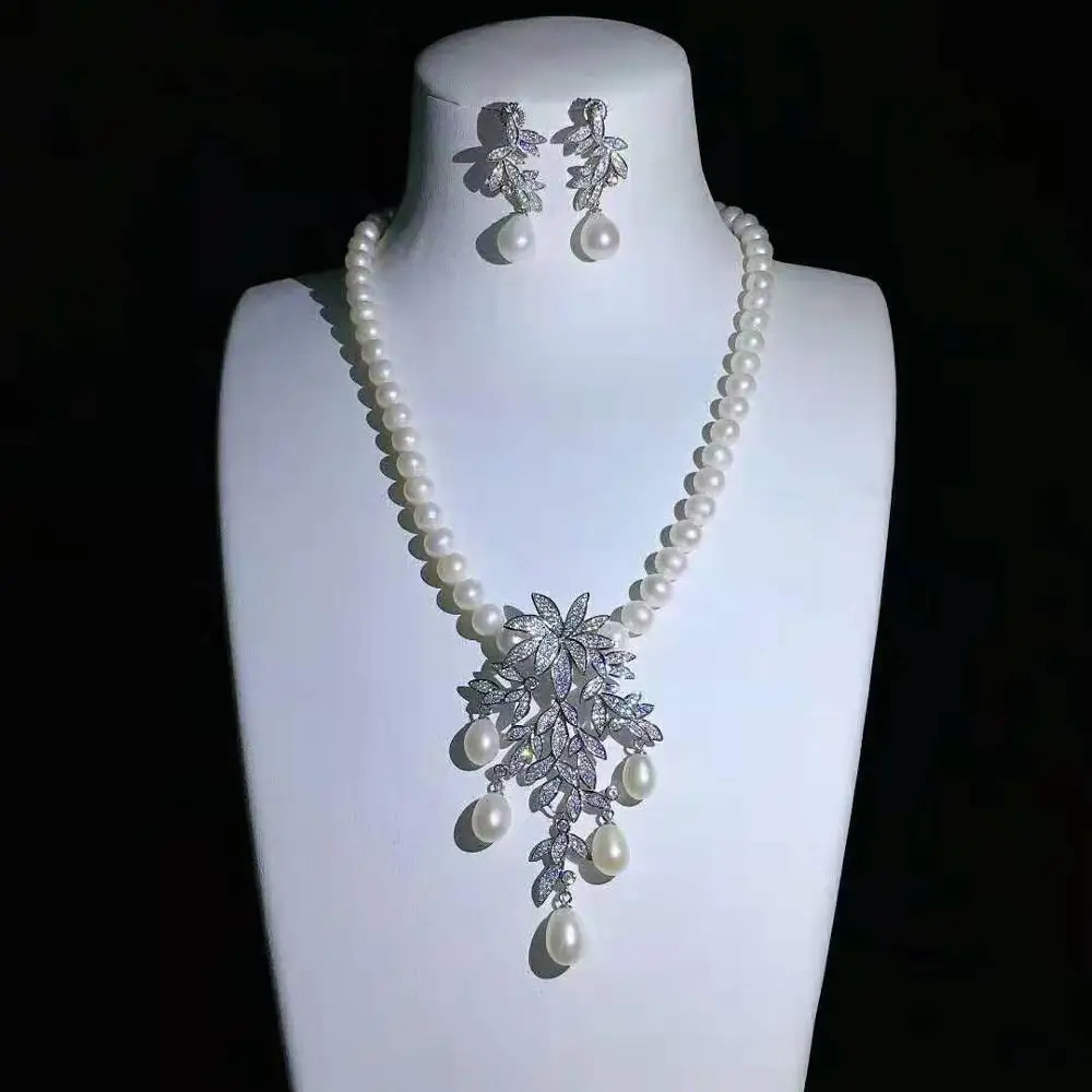 Набор украшений из сережек с пресноводным жемчугом и застежкой циркония 8-9 мм |