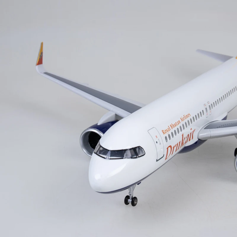 47 см 1/80 самолет A 320 A320 NEO Bhutan Airline Civil модель авиалайнера светодиодный светильник