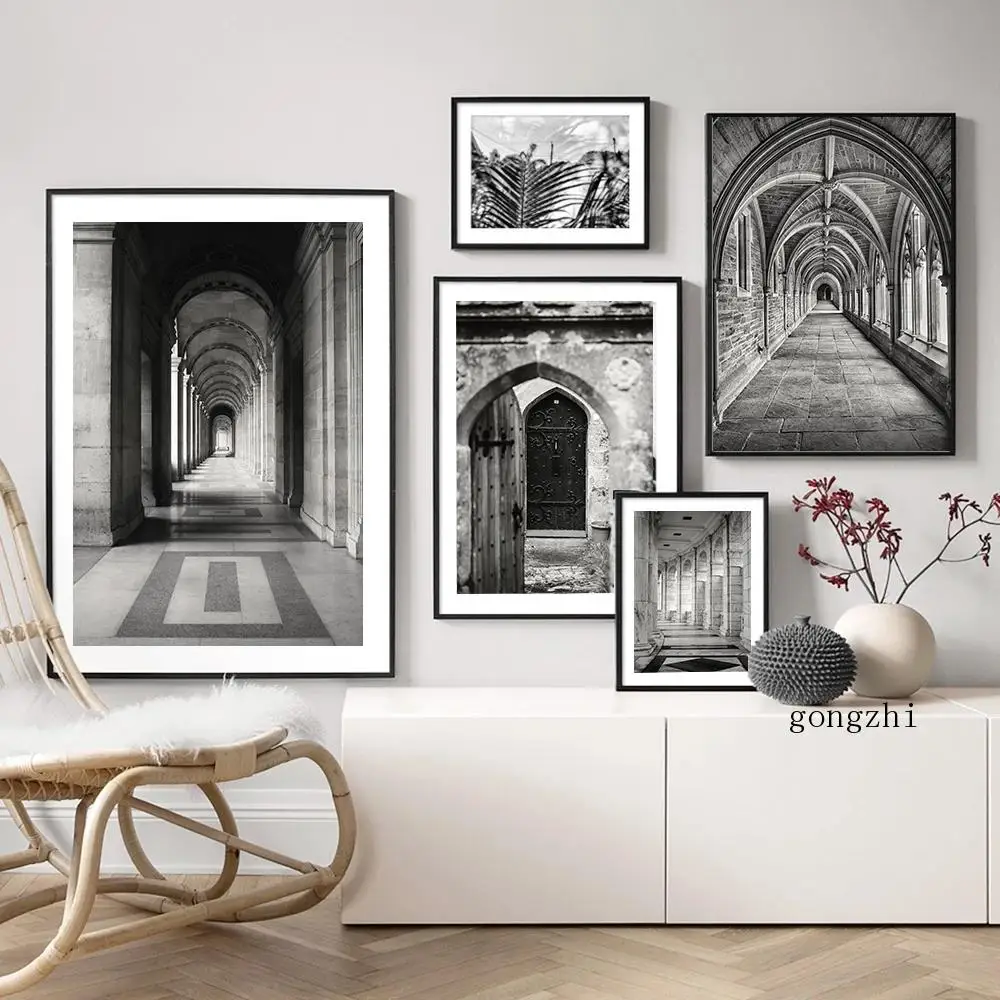 

Moroccan Door Vintage Photography Posters Black and White Canvas Painting Scandinavian Wall Art Pictures for Living Room Decor