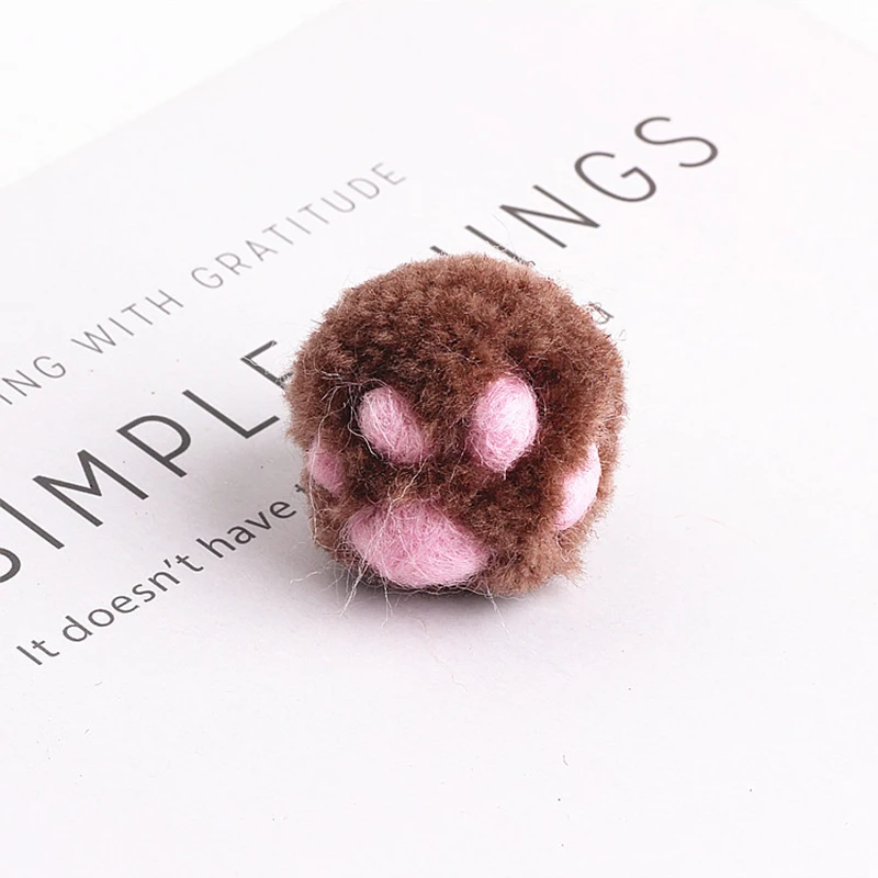 

Lovely Cat Claw Brooch Wool Needle Point Kit Wool Felt Needle Felting Keychain Craft Needlecraft DIY Handmade Bag Decoration