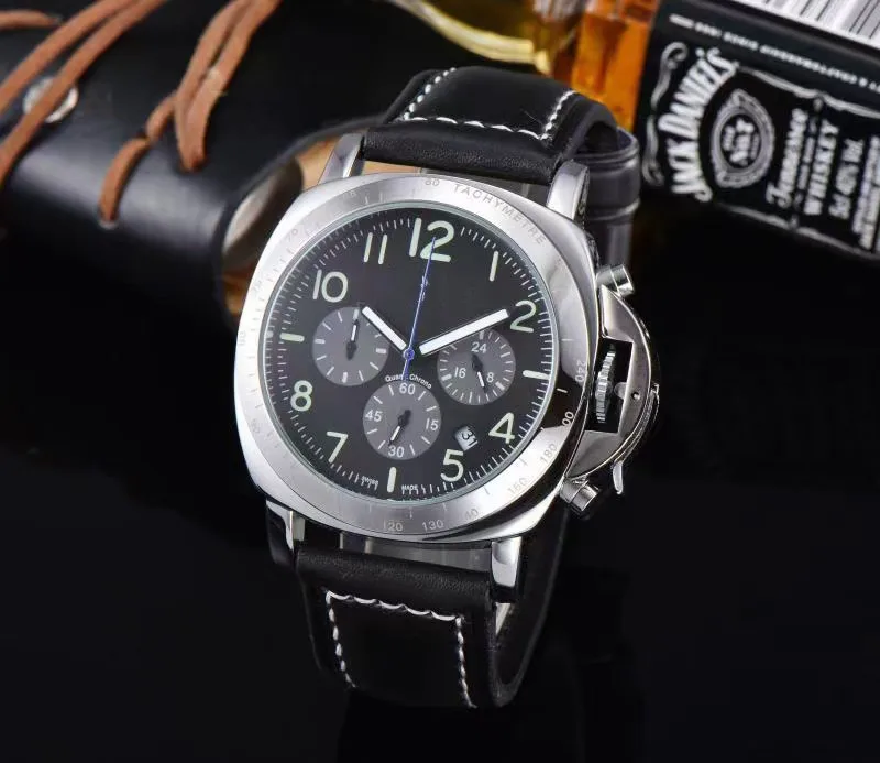 

Foreign Trade Network Explosion Fashion Trend Quartz Watch