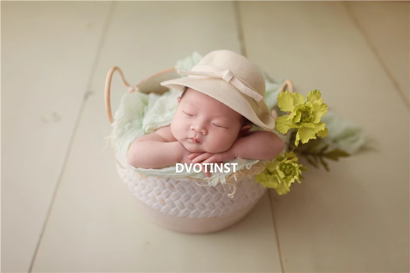 

Dvotinst Newborn Photography Props Retro Posing Trolley Handcart Iron Mini Bus Fotografia Accessories Studio Shoot Photo Props