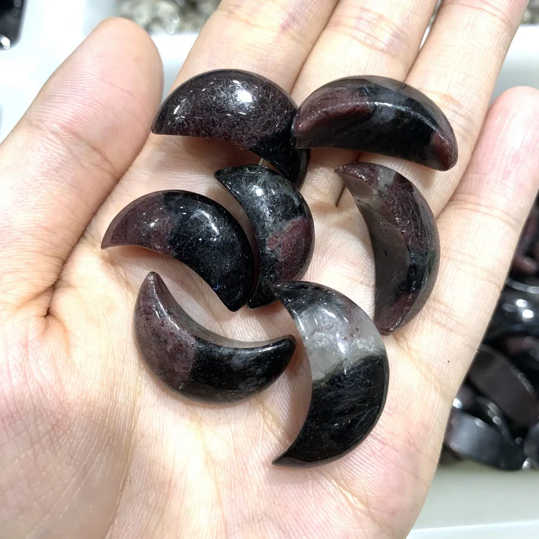 

5 pcs Natural Garnet Astrophylite Moon Shaped Hand-carved Crystal Stone Specimen Healing Home Decor Crystals