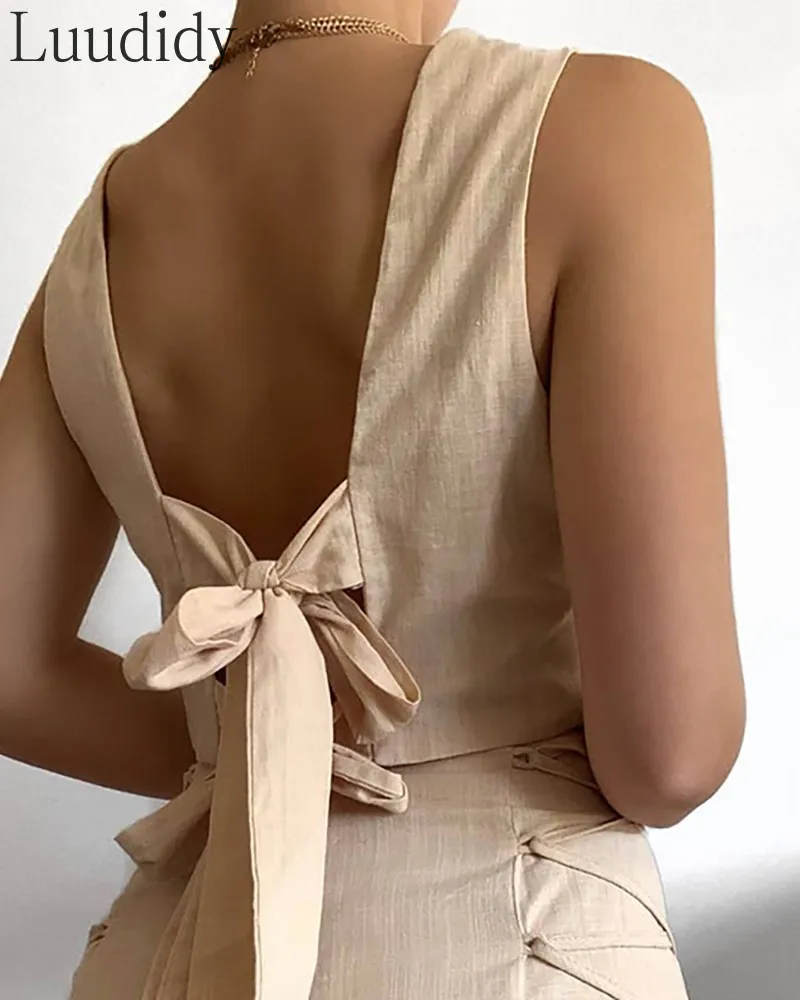 

Women Knotted Backless Top & Lace-up Shorts Set