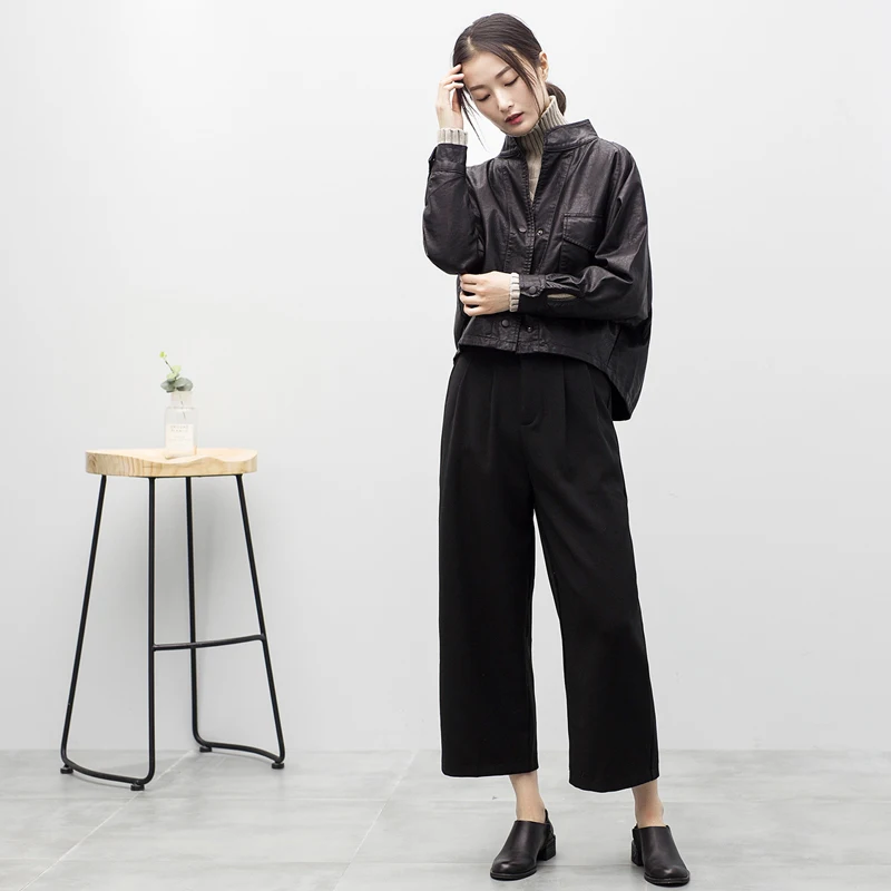 Женская байкерская куртка Fitaylor черная или бежевая свободная из искусственной