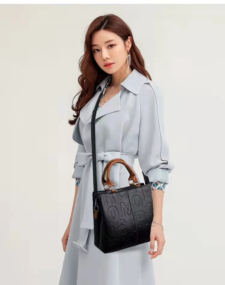 

2021 new handbags go diagonally large capacity soft leather embossed shoulder bag