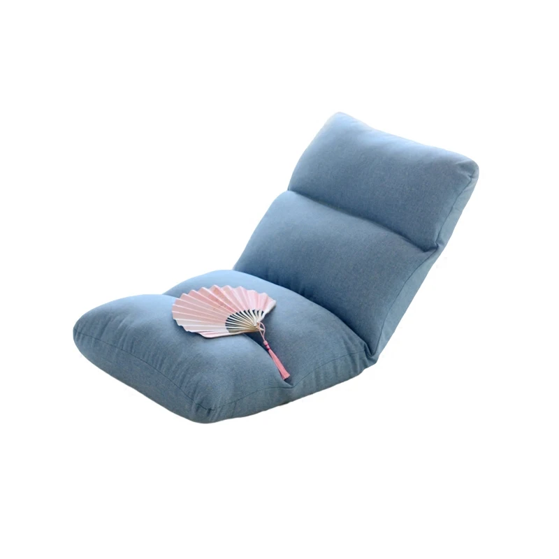 Маленькая одноместная кровать с татами ленивый диван спинка стула складное окно