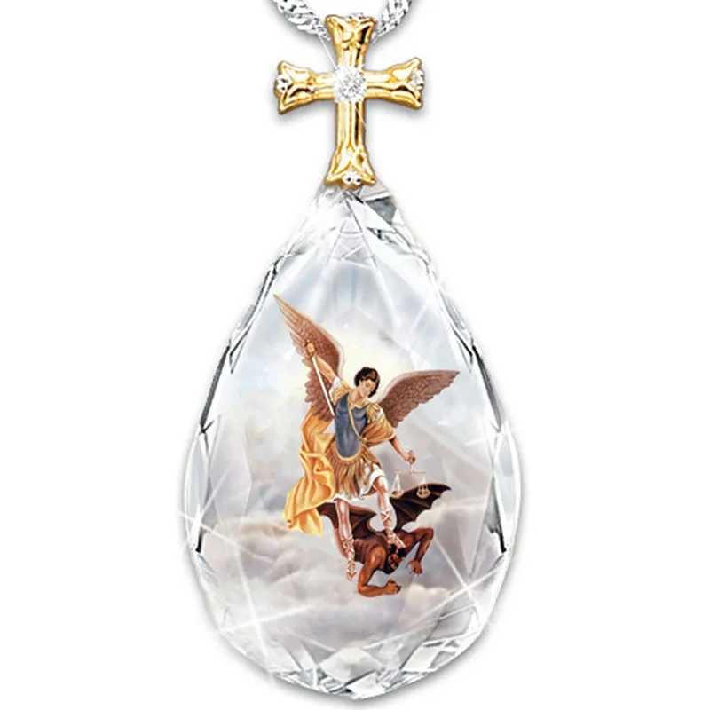 

New European and American Crystal Water Drops Necklace Two-Color Pendant European and American Fashion Jesus Prayer Necklace To
