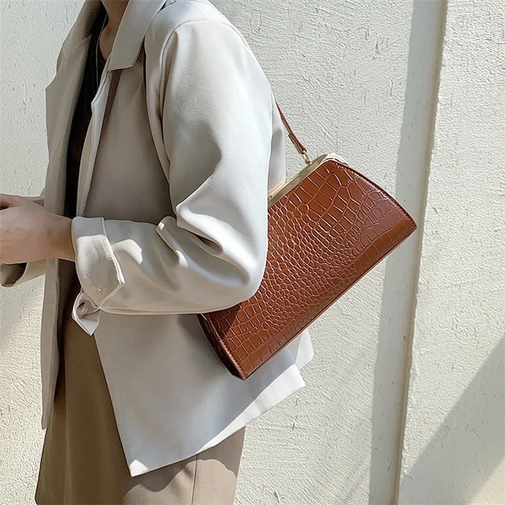 

Fashion Alligator Clip Bag Women Shoulder Bag Luxury Crocodile Pattern Handbag and Purse Designer Kisslock High Quality Frame