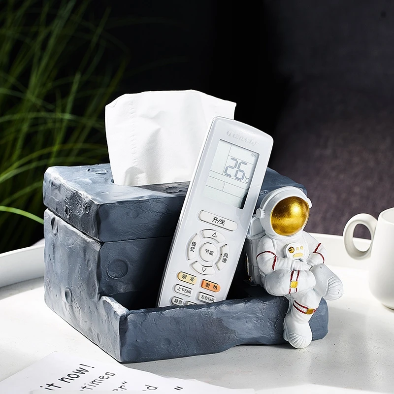 

Tissue Boxes Astronaut Creative Light Luxury Multifunctional Papers Towel Home Decor Living Room Holder Remote Control Paper