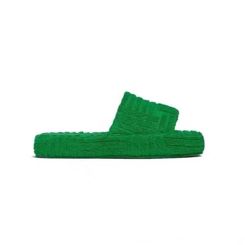 Europe Plus Size Plush Platform Slippers Women 2021 Autumn Winter New Fashion Green Outer Wear Flat Slippers for Women