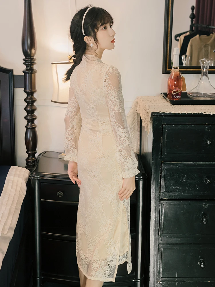 

Will fall with cream apricot lace white long skirt dress in cheongsam