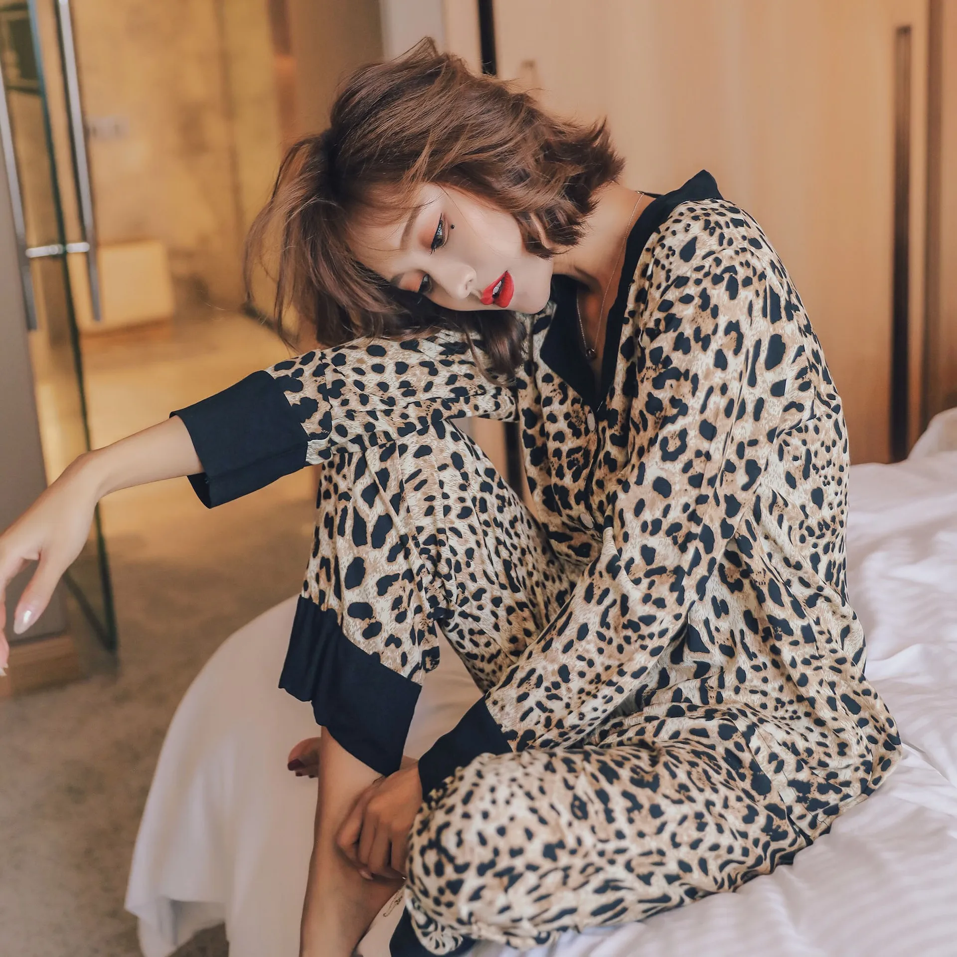 2020 осенний пижамный комплект леопардовой раскраски из меха пони ночная одежда