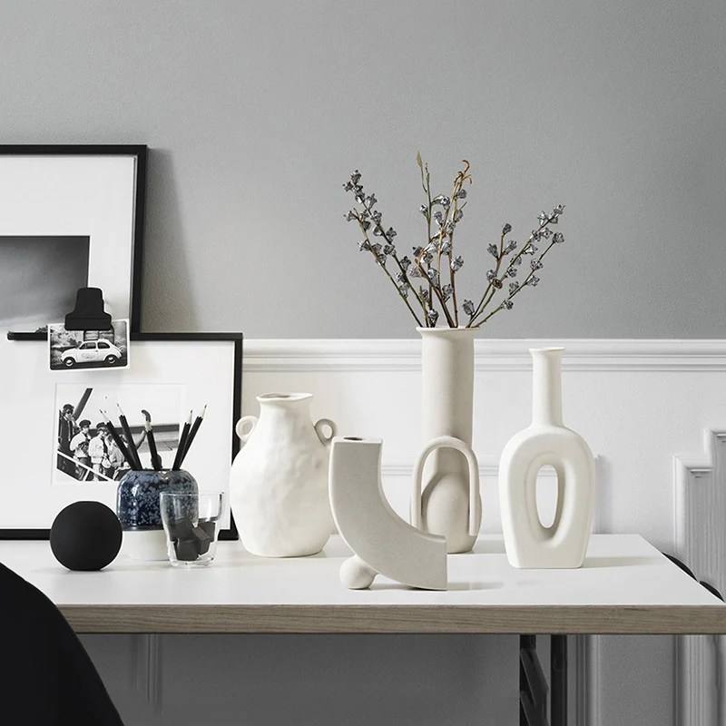 Простая керамическая ваза для украшения дома белая декоративная цветов в
