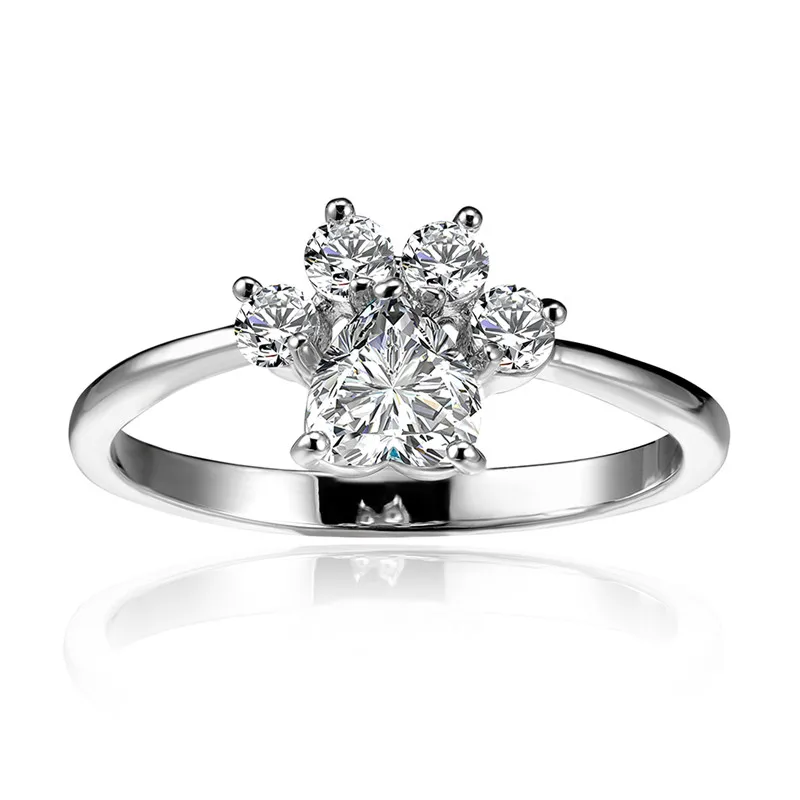 Женское кольцо с фианитом винтажное серебряное белым камнем в форме сердца