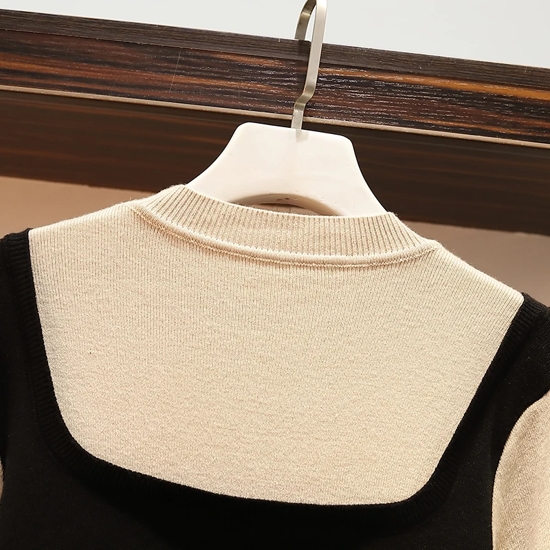 Женское трикотажное платье большого размера с фальш-вставкой средней длины