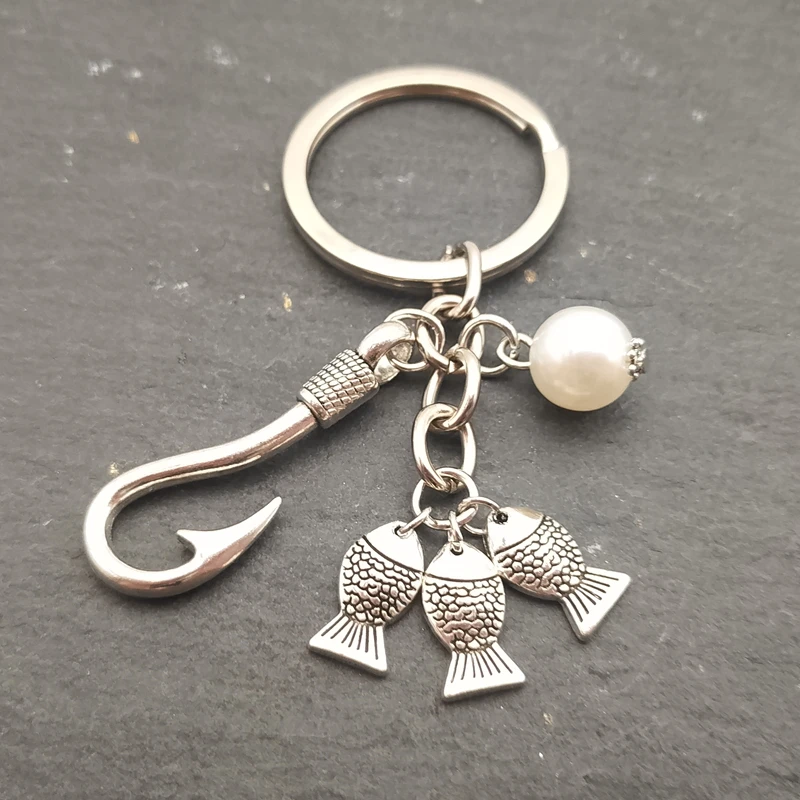 Креативный брелок 26 букв Рыбный крючок жемчужный неправильный кулон Золотая