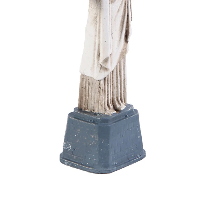 

9cm Resin Jesus Statuette Creative Religious Sculpture Craft Living Room Bar Miniature Figurines Halloween Decoration Home Decor