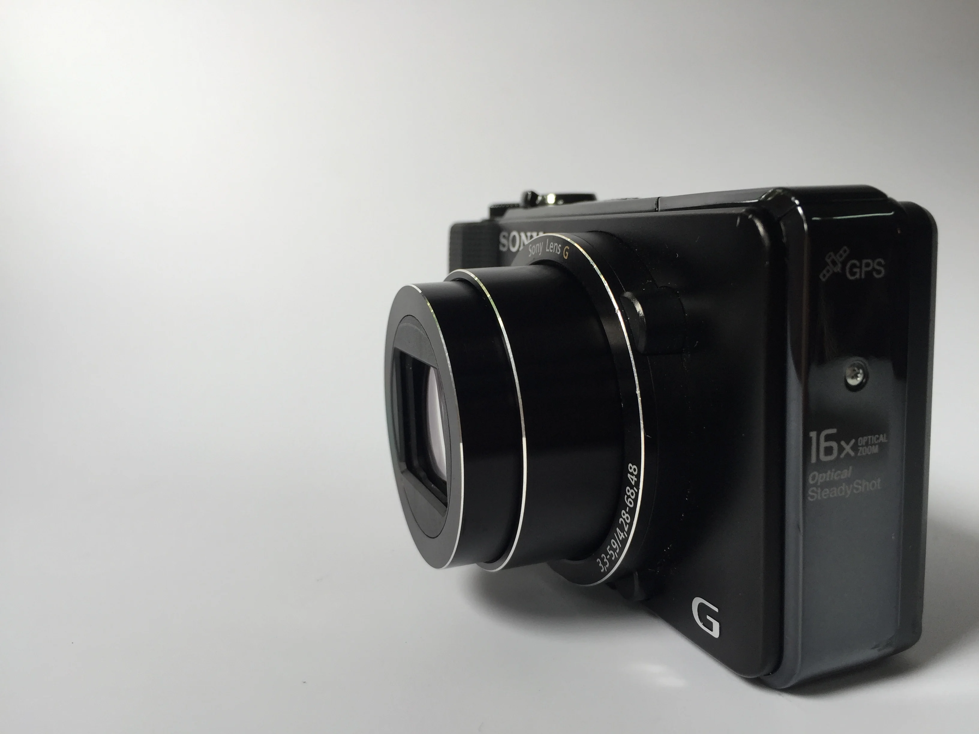Б/у Цифровая камера SONY DSC-HX9V 16x CMOS full HD с GPS | Электроника