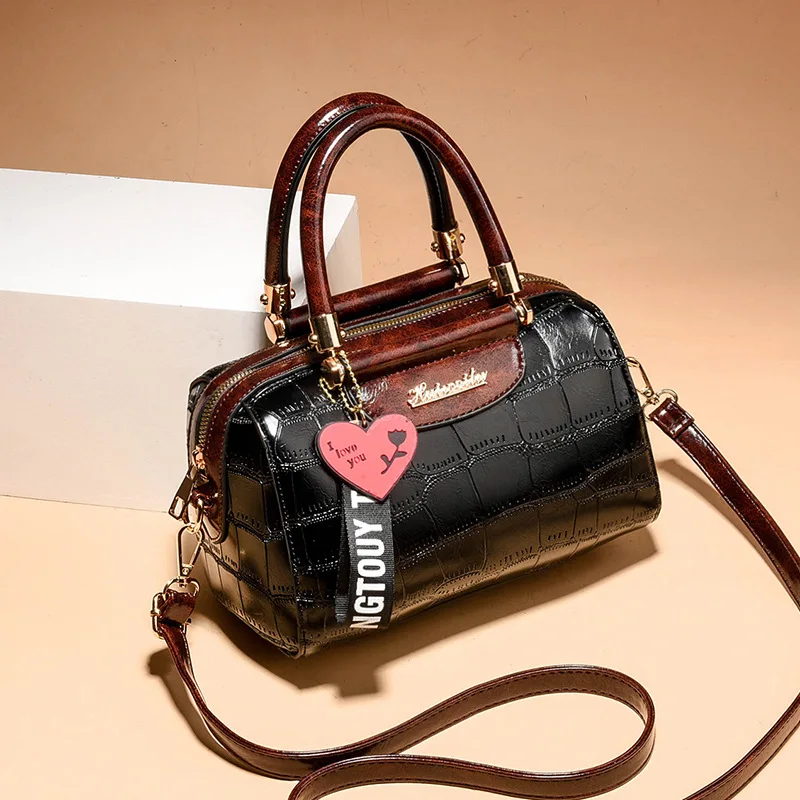 

Ushoul винтажная женская сумка 2020 новая Корейская сумка через плечо с сердцем женская сумка из искусственной кожи летняя дизайнерская женская...