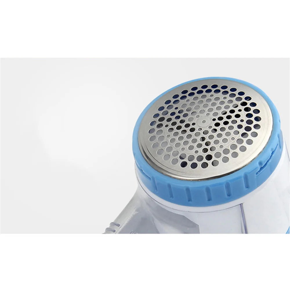 

Lint Remover Fuzz Fabric Shaver Fluff Remover for Clothes Carpet Curtain Sweater USB Charger (Blue)