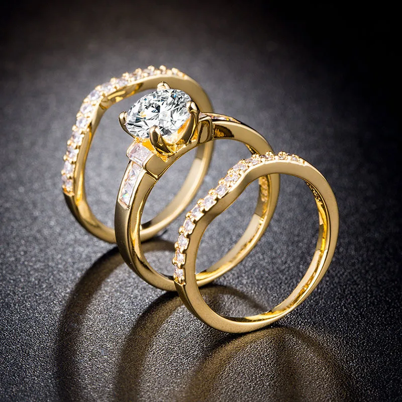 Парные кольца с желтым золотом 8 мм циркониевые женские свадебные в комплекте