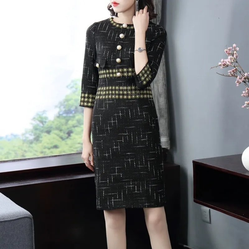 Женское твидовое платье с запахом элегантное облегающее рукавом три четверти