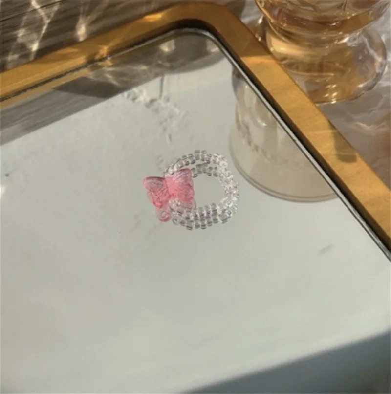 

Bilandi Modern Jewelry Butterfly Rings Popular Design Sweet Temperament Round Beads Bow Resin Rings For Girl Lady Party Gifts