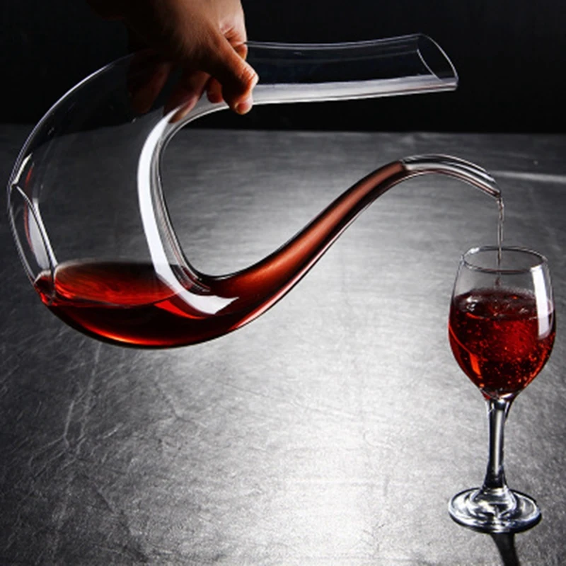 

Household Wine Glass Set Harp Decanter 2 Tall Glasses Wine Glass Wine Set