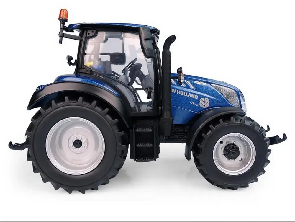 Универсальные хобби 1/32 New Holland T5.140 Blue Power с крышей трактора модель 6223 |