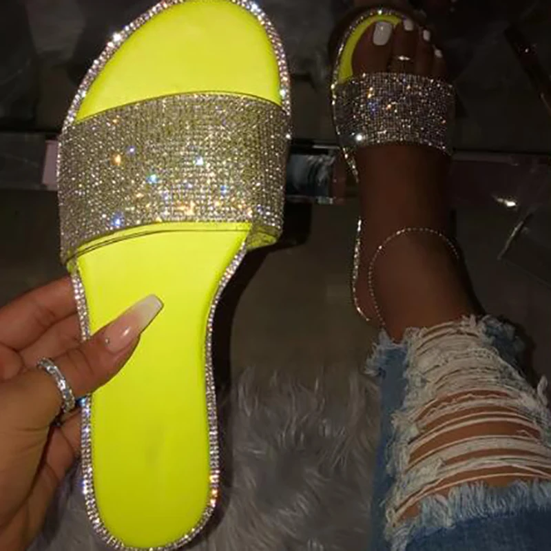 

High quality fashion flat bottom outdoor female slippers Sexy wild roman rhinestones comfortable plus size beach women slippers