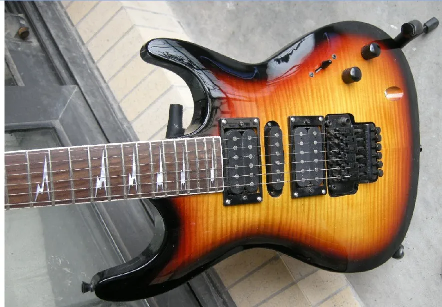 

Новая высококачественная электрогитара sunburst с тремоло-Бридж 7yue19 от китайского производителя на заказ