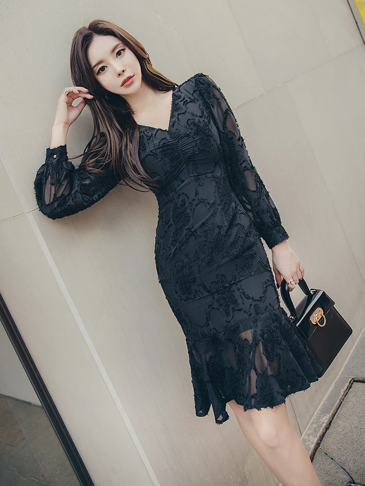 

Bottom skirt 2021 spring women's dress temperament high end luxury celebrity fishtail sexy bag hip black dress