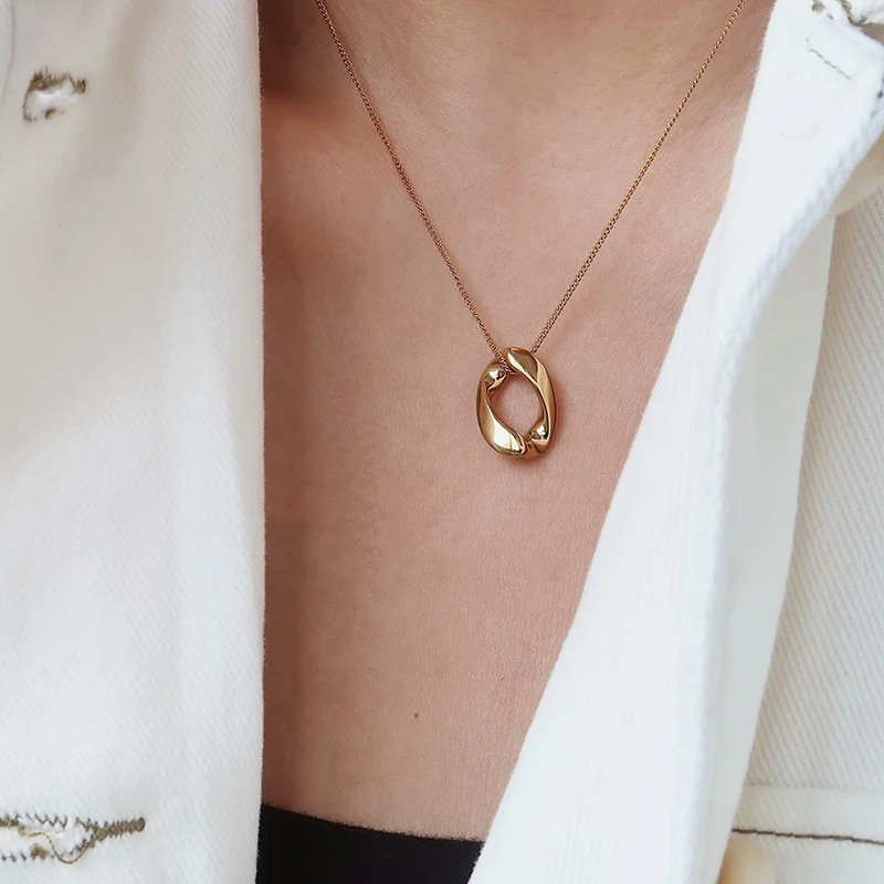 

GHIDBK Hot Sale 2020 Fashion Stainless Steel Jewelry Dainty Hollow Distort O Pendant Necklaces Statement Irregular Charm Chokers