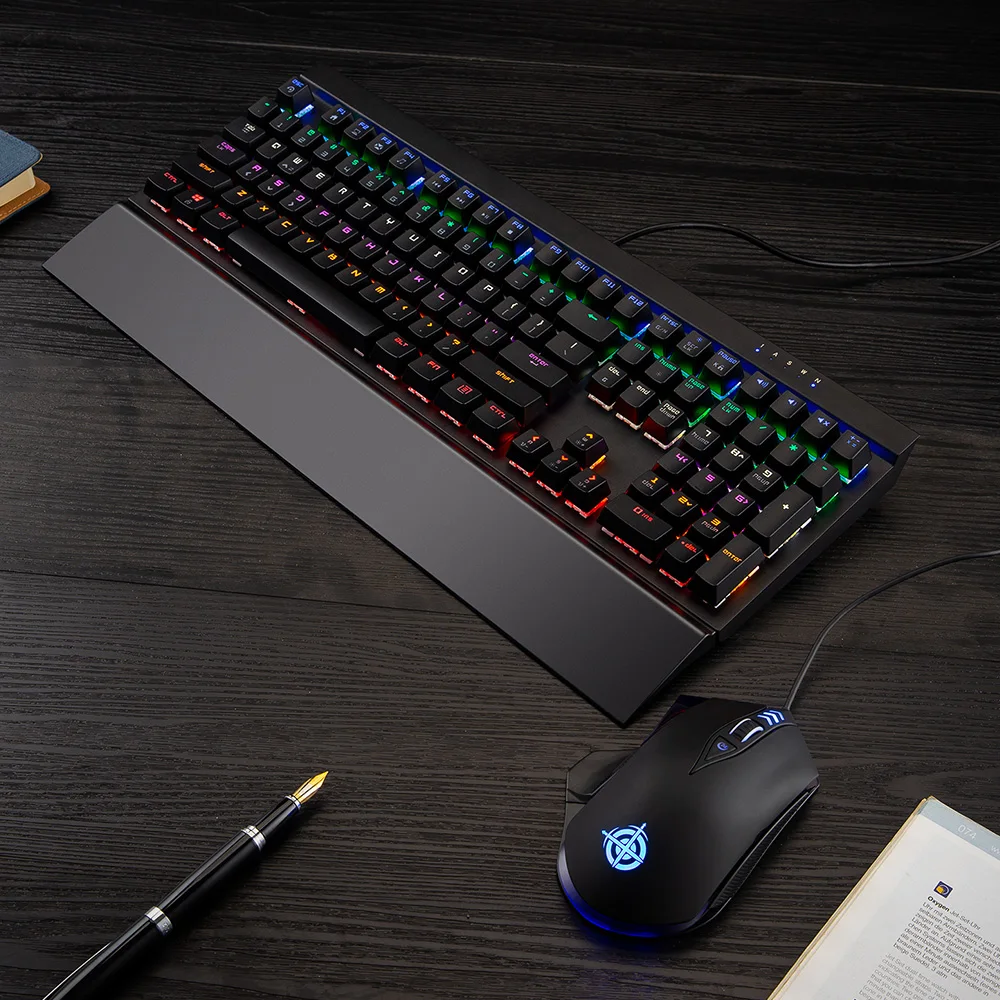 Механическая игровая клавиатура MK15 RGB с подставкой для рук и запястья 108