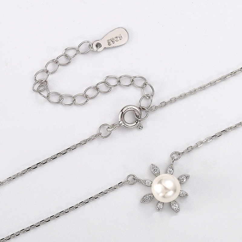 

Fashionable Korean sweet flower pure silver necklace set with beizu zircon sunflower clavicle chain female silver ornaments4