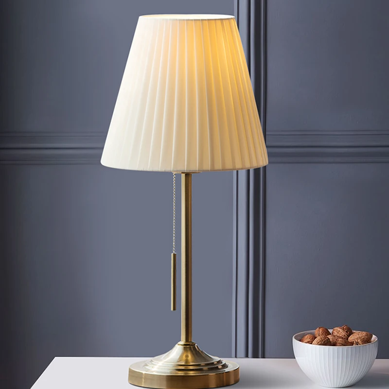 Американская маленькая настольная лампа светодиодный прикроватный светильник