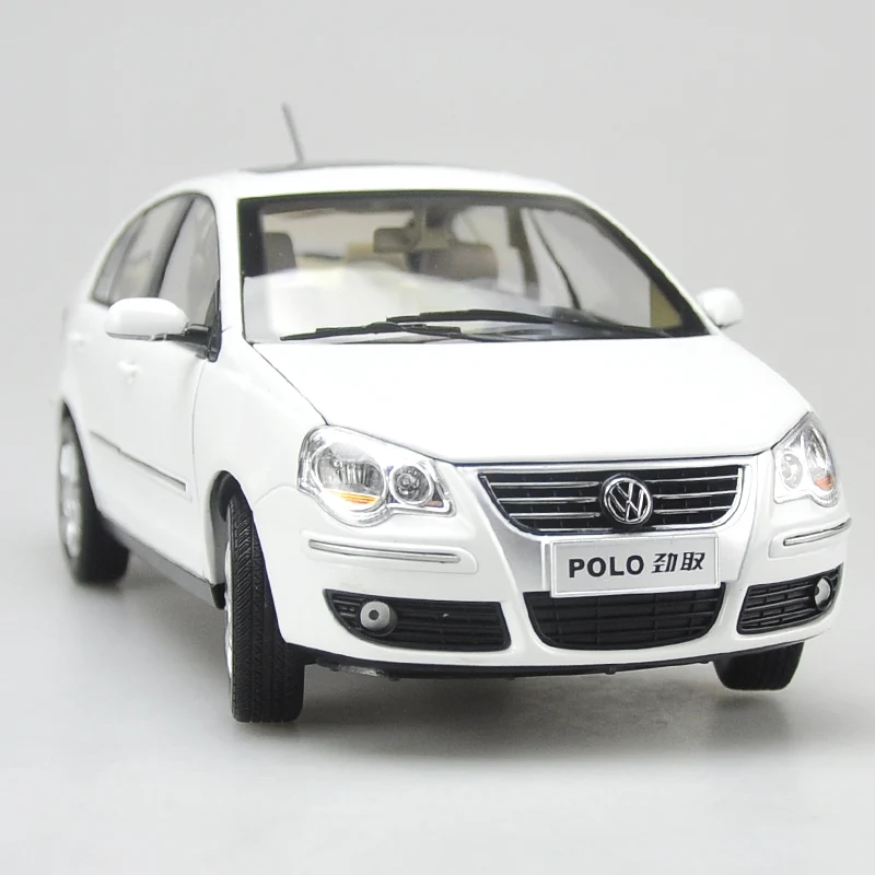 Оригинальная фабрика 1:18 VW Jinqu белый седан классические игрушечные модели на день