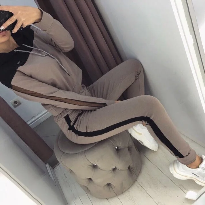 

Broadside 2020 New Design Fashion Hot Sale Suit Set Women Tracksuit Two-piece Style Outfit Sweatshirt Sport Wear