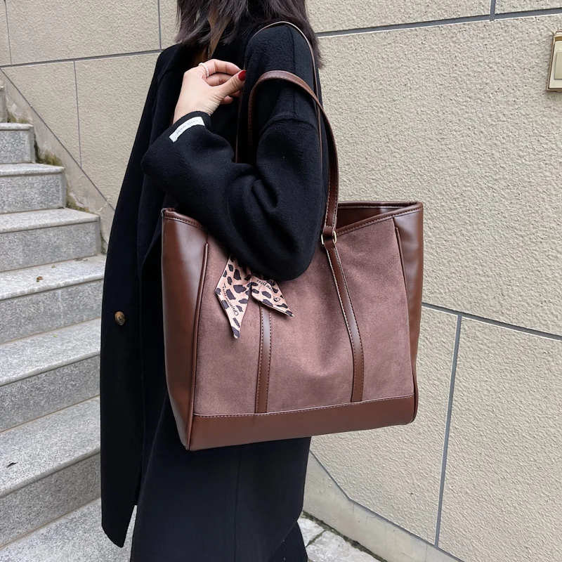 

Retro Shopping Tote Bags for Women 2021 Luxury Armpit Shoulder Bags Designer Brand Silk Scarf Handbags and Purses Female Clutchs