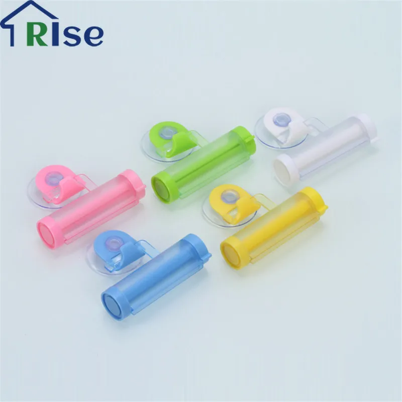 

Настенная многоцветная выжималка для зубной щетки, легкий компактный присоска из пластика, крючок для зубной пасты в ванную комнату