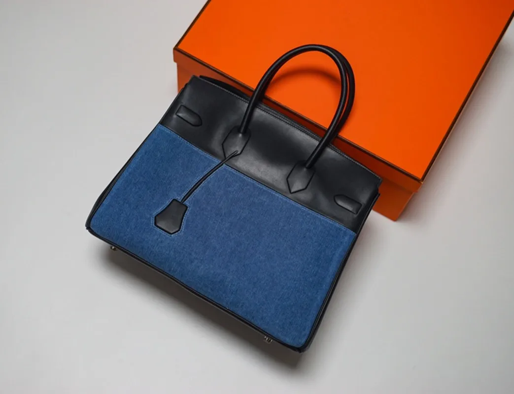 

Fully Handmade Graiffti Brand Handbag,35cm,Luxury Bag,Designers purse,Box leathe,Wax line stitiching,Fast delivery