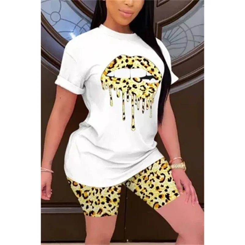 

Plus Size Two Piece Set Tracksuit Lips Short Sleeve Top+Leopard Shorts Festival Matching Sets 2 Piece Outfits For Women