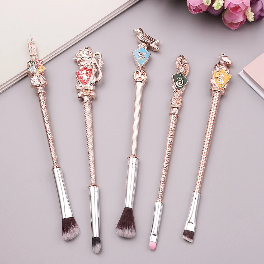 

5pcs Movie Makeup Brushes Set Magic College Badge Enamel Animal Shape Cosmetics Pro Eyeshadow Brush Eyebrow Lip Makeup Tool Kit