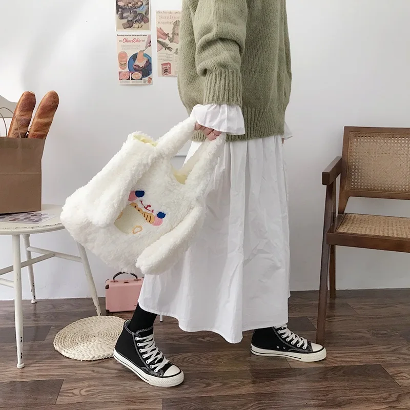 Сумка-тоут плюшевая женская вместительный саквояж на плечо простая Сумочка для