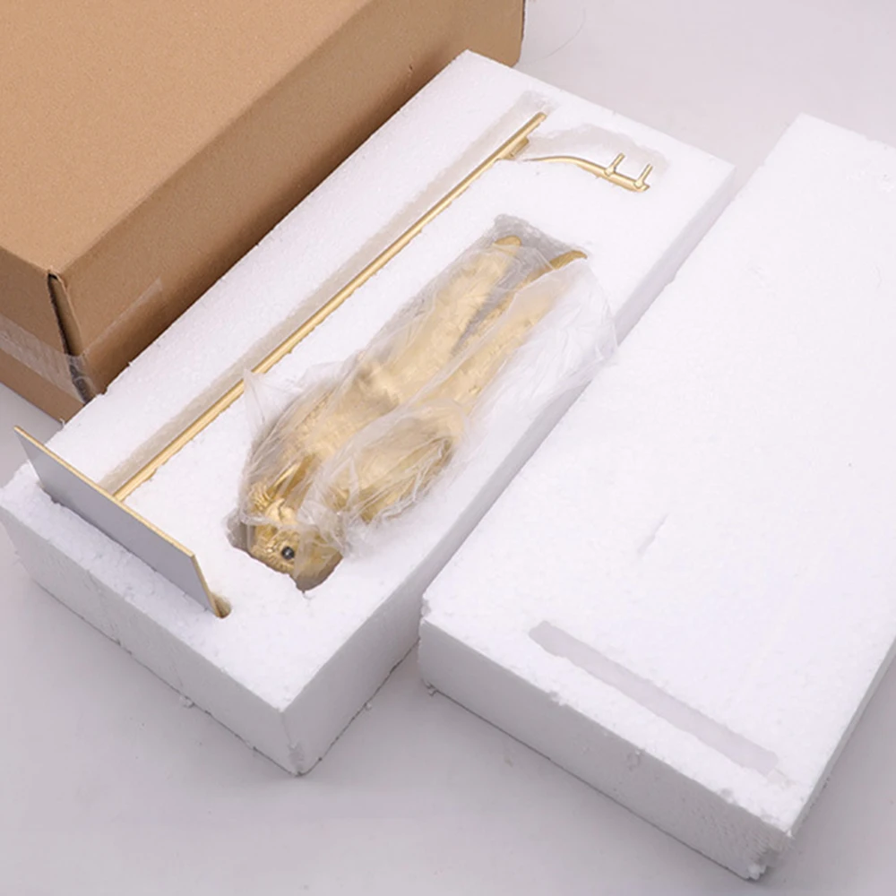 

Nordic Creative Resin Simulated Animal Parrot Bird Crafts Ornaments Gold Modern Home Desktop Decoration Miniature Figurines