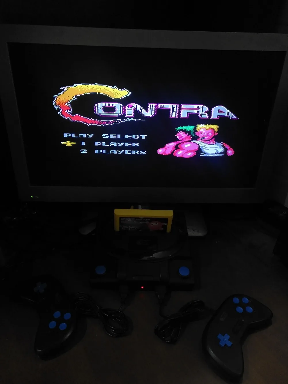 Новинка; в стиле ретро; в ТВ игровая консоль с двойной слот картриджа для 8 bit РЭШ игры два геймпада 88 игры и 500 в 1 картридж 3 м AV